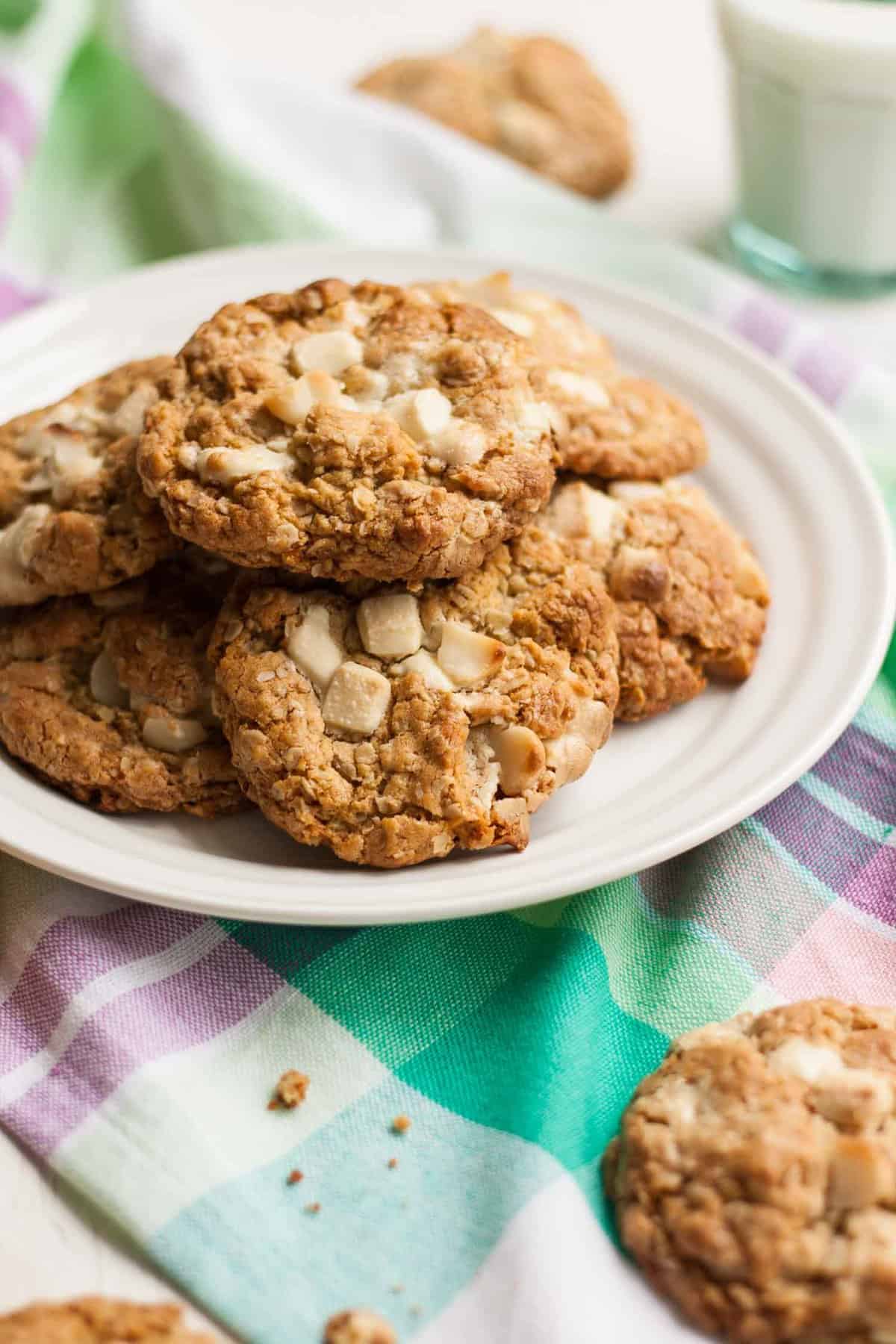 A plate of oatmeal white chocolate chip cookies.