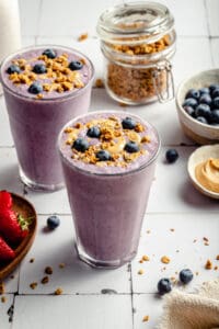 Strawberry Blueberry Smoothie - Eat Love Eat
